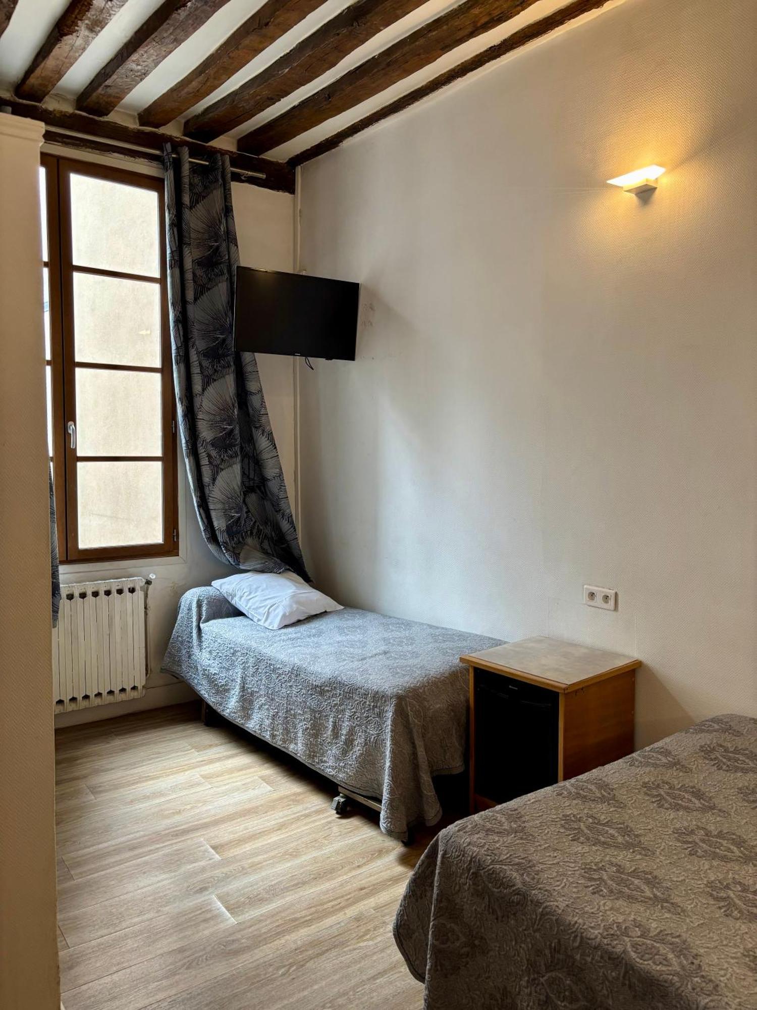 Hotel Des Fontaines Париж Екстериор снимка