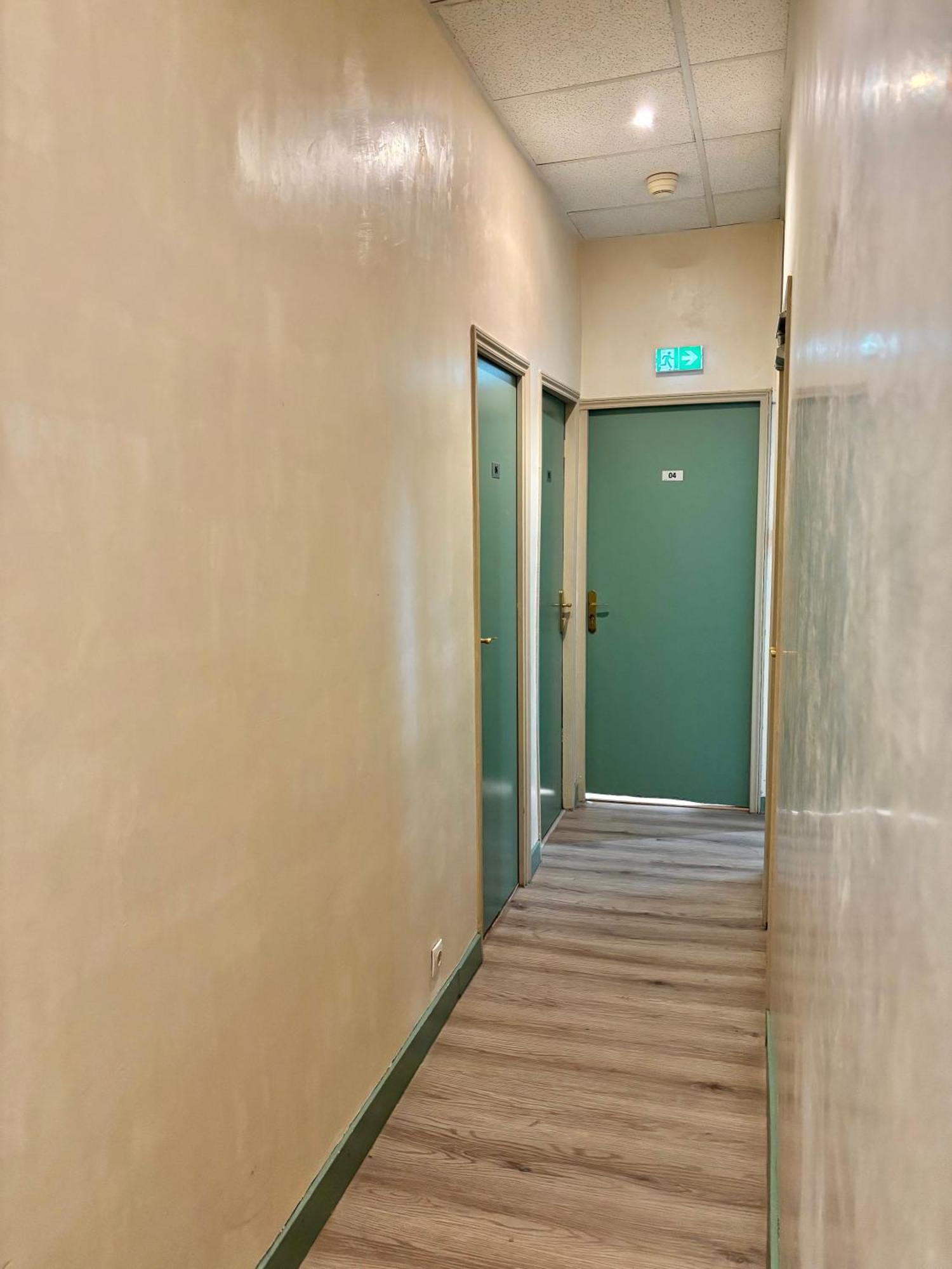 Hotel Des Fontaines Париж Екстериор снимка